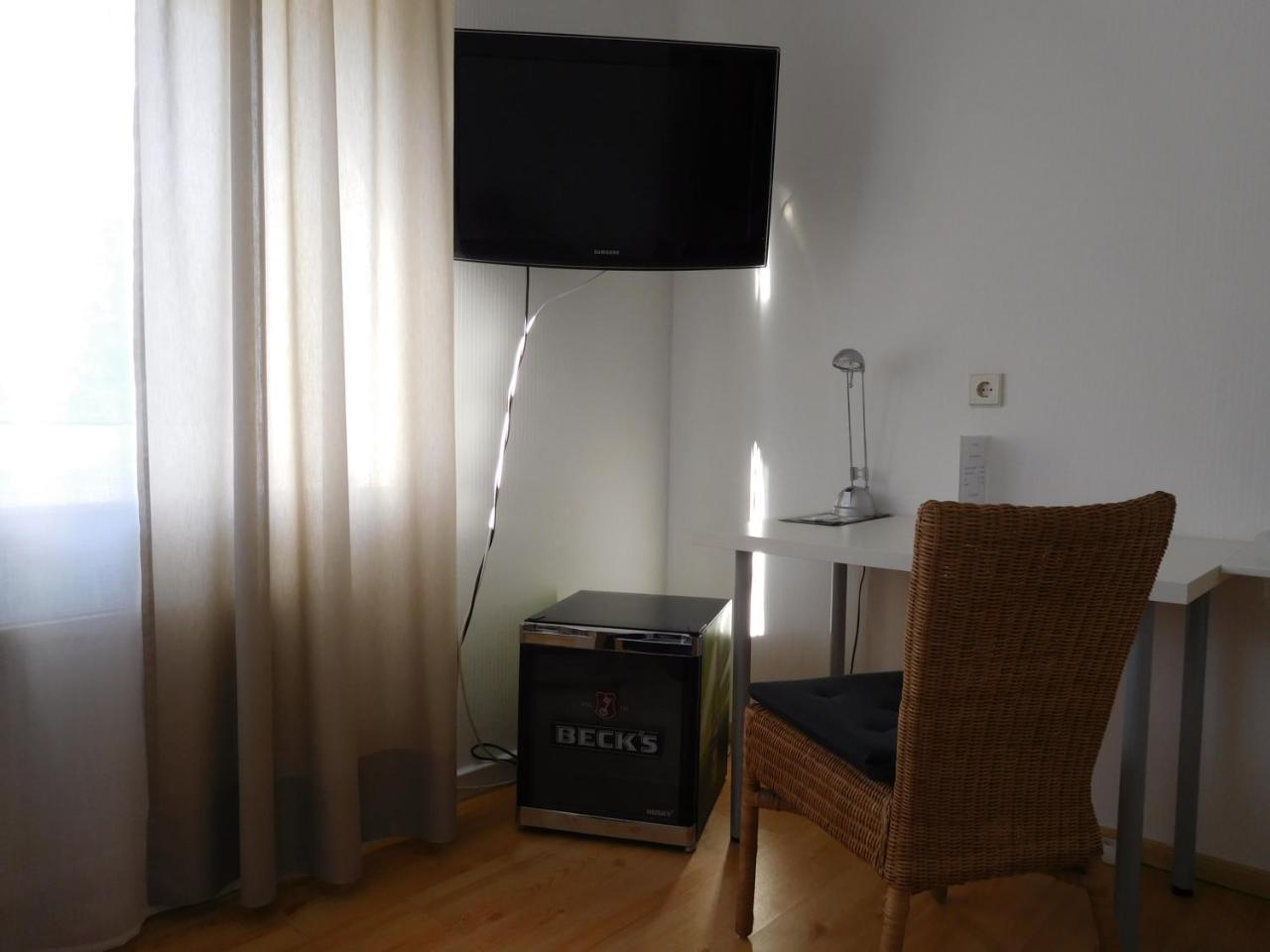 Arkadia Hotel Burgwedel  Esterno foto