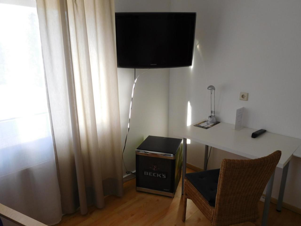 Arkadia Hotel Burgwedel  Esterno foto
